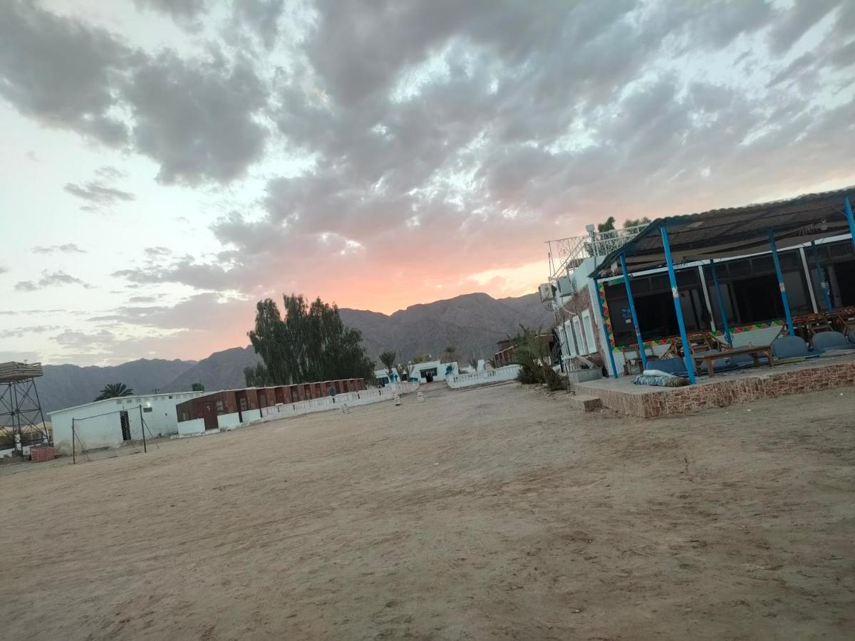ホテル Nuweiba Oasis エクステリア 写真