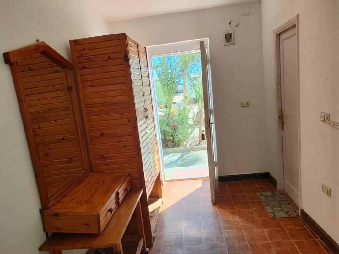 ホテル Nuweiba Oasis 部屋 写真
